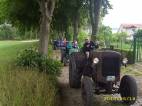 Jährliches Traktorentreffen- hier auf der Rosa Luxemburg Straße in Quetzin  » Click to zoom ->